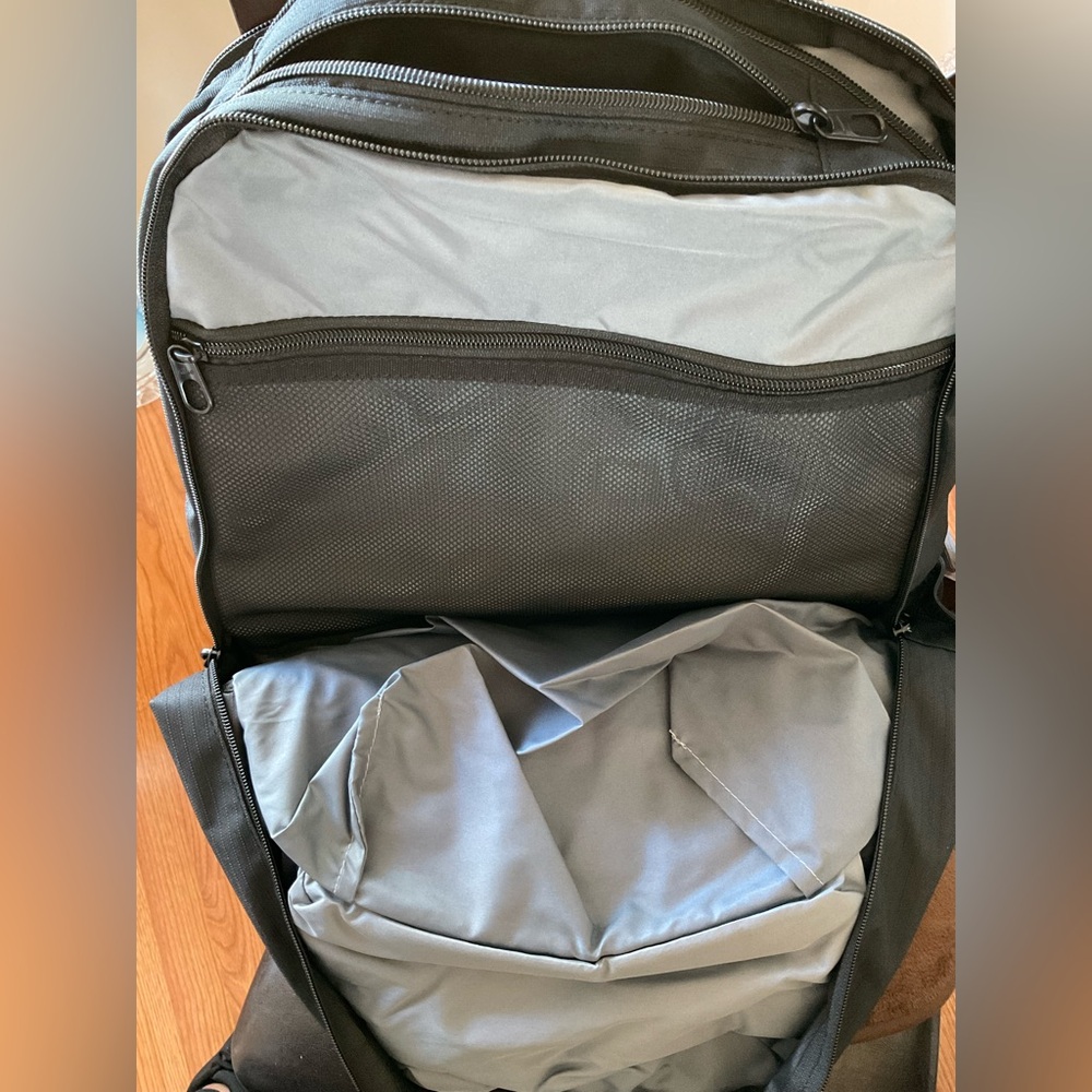 Nike
Men's Brasilia 9.5 Training Backpack
(Extra Large, 30L) - Picture 15 of 16